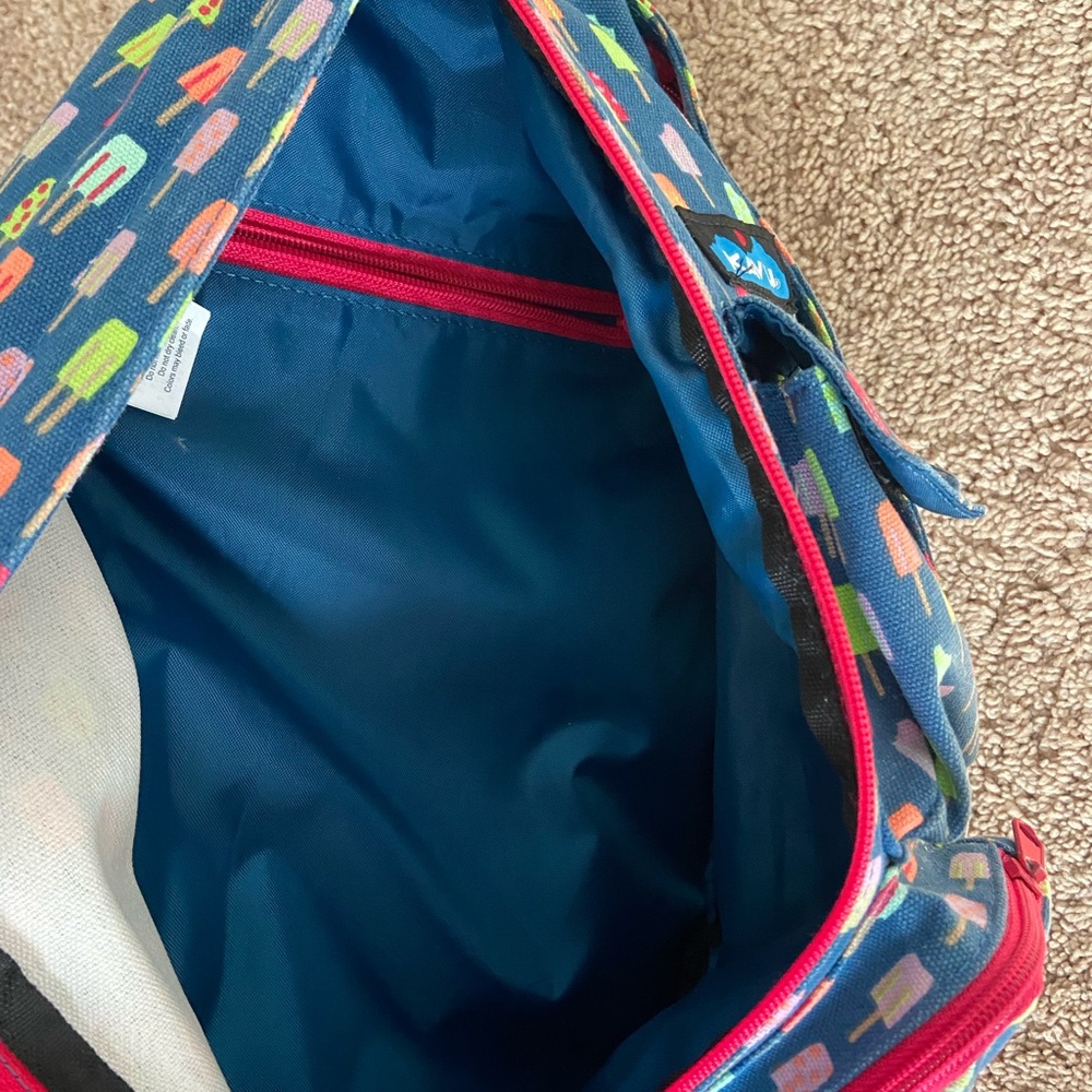 Kavu Sling Bag with Multicolor Popsicle Design - Picture 3 of 4